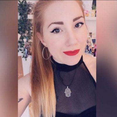 FayTryphena89's profile picture. She/Her
Interior Designer by day, vivid dreamer by night, blog writer in between ✨🌻💛