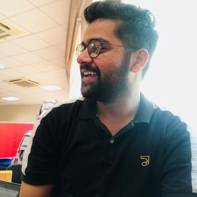 yqureshiy's profile picture. 