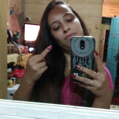 Porto Alegre
Casada 👩❤️👨
Gemeniana♊
Gremista 🇧🇼