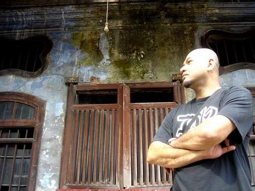Travel Writer, Photographer and Explorer for Malaysia, Singapore, Borneo, Thailand, Vietnam, Indonesia, Cambodia and Laos.