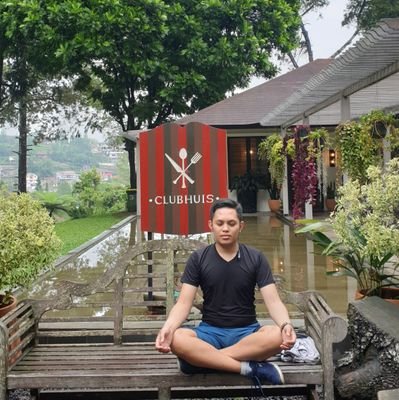 alizurnuji's profile picture. 