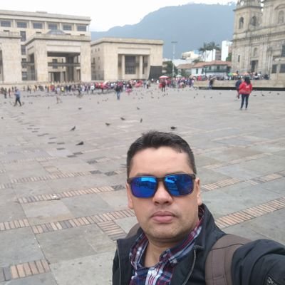 Prof en Finanzas y Relaciones Internacionales; Espec. en Finanzas. Servidor público; Fair Value & Vallenato  🪗