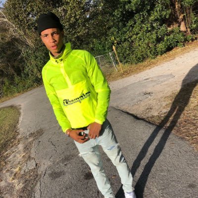 camronJ56376118's profile picture. Rags 2 Riches .