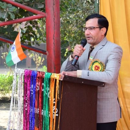 AnilKumarDalal1's profile picture. Teacher, अंदाज से न नापिये किसी इंसान की हस्ती, ठहरे हुए दरिया अक्सर गहरे हुआ करते हैं । .......