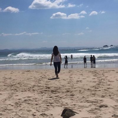 CCl8vn71kLUGmTn's profile picture. 