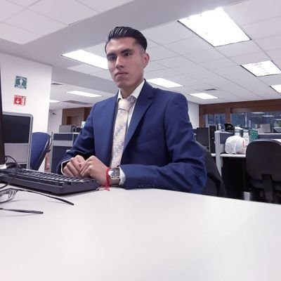 saul_martinezg's profile picture. licenciado en Derecho