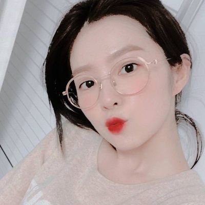 𓅮 : 𝓡𝓸𝓵𝓮𝓹𝓵𝓪𝔂𝓲𝓷𝓰 𝓟𝓾𝓻𝓹𝓸𝓼𝓮 𝓞𝓷𝓵𝔂. She looked like a heaven in human form, Irene is the name.