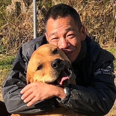 DM頂いてもほとんど見てません。
大阪府富田林市にて、保護犬のシェルターと犬の問題となる行動(吠える、噛むなど)を犬の心理と行動からのリハビリトレーニングセンターを運営させて頂いてます。 #ポチパパ　#ドッグメンタリスト