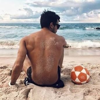 carloss_andreee's profile picture. Perfil feito para repost's
Obs.: O da foto não sou eu!