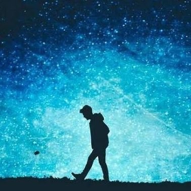 Apocryphaaaa's profile picture. 