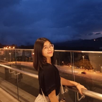 Pyie18's profile picture. 👁‍🗨
Instilling