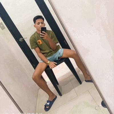 Emmanue24521282's profile picture. Love me back please💕