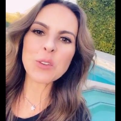 Dedicado a campanha 2020 Brasil Com Honor,  afim de que consigamos um distribuidor para trazer a Tequila Honor para o Brasil. 
O 🇧🇷  TE AMA @KATEDELCASTILLO
