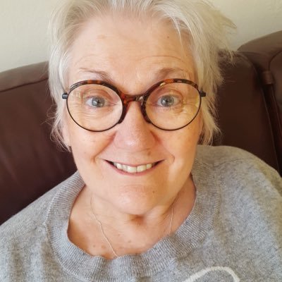 DarleneBrookes's profile picture. Likes to chat, not too serious, has an opinion