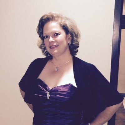 SchoenwolfC's profile picture. Digital Marketing Consultant with a flare for the stage. I enjoy consulting with small and medium size business helping create opt-in value to convert to sales!