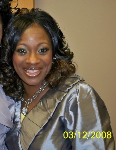 Hello twitter Fam Heres a little about me. Im a wife, mother, gmomma, first lady, recording artist and actress.I AM A WORSHIPER!!!!!