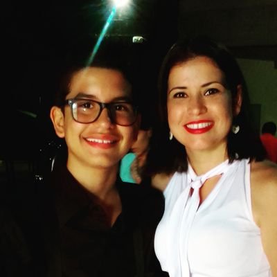 rossanacl's profile picture. 