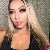 Um café, por favor! (@ninetuita) 's Twitter Profile