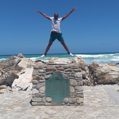 IamTlhogi's profile picture. 