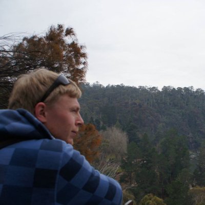 Associate Researcher in the School of Earth, Atmospheric and Life Sciences, University of Wollongong