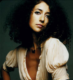 mashadyans's profile picture. #WATERCOLORMISCHIEF artist, card-maker, observer, lover, irony appreciator, chaser of the absurd, fashion addict
more bio: http://t.co/mH4MXx927F