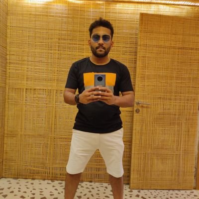 ikshiteesh's profile picture. Don't become a philosopher before you become Rich!!