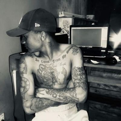 Young CEO
Music Fellas Found and Director
Buzz Gang Tattoos CEO
Touch Down Founder and Director
Fak'Umoya Bakeries Founder