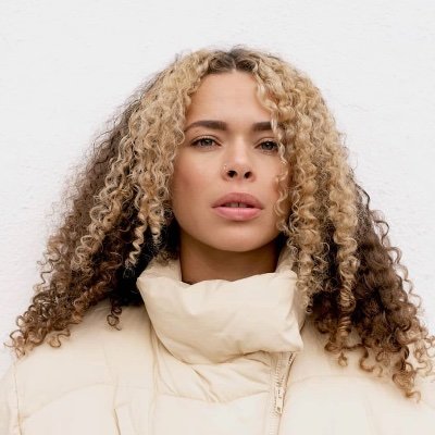 DJ & Presenter @RINSEFM @BBC1x MGMT: nadia@rinse.fm hannah@echolocationtalent.com https://t.co/A2nTvU5P1C