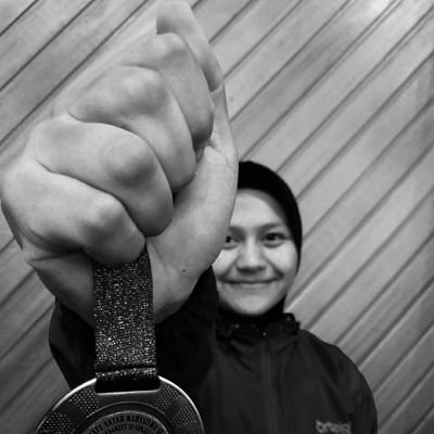 yelfifa27's profile picture. Keep strong

@yelfifa_wdr