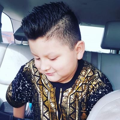 Día a día acepto,mis errores y apriendo de ellos para ser un mejor ser Humano cada día de mi vida.!💙
No soy 👌 Perfecto
