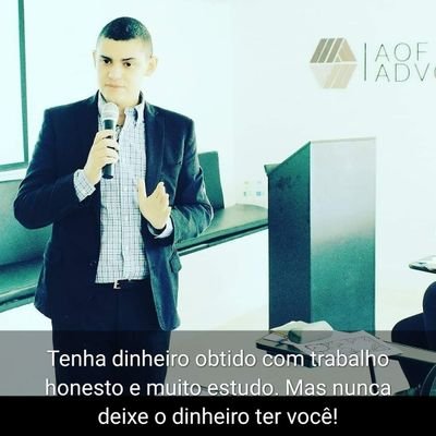 Sou nacionalista, legalista, de direita, não extremista, gosto do diálogo, da gestão pacificadora e que unifica toda a raça humana! Empresário, Graduado e pós.