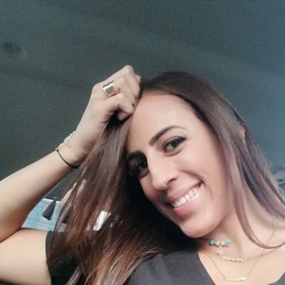 Abogado
Venezolana