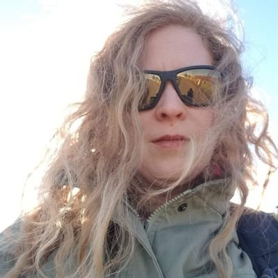 West Virginian, Mom, Veteran.
Plenty of Issues. BLM, Reparations & Land Back.
RTs & links ≠ endorse
🏳️🌈🛶🍻🌳🚲