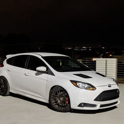 bondosho's profile picture. Communist.  Gender not represented. Victim. Severe TDS. Believes everything on CNN, MSNBC, and NYT. Fox News is Satan.  Birds aren't real.