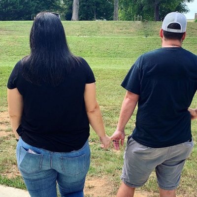 Charlotte NC couple looking for men and possibly couples to join for fun. No male on male just taking care of the wife.