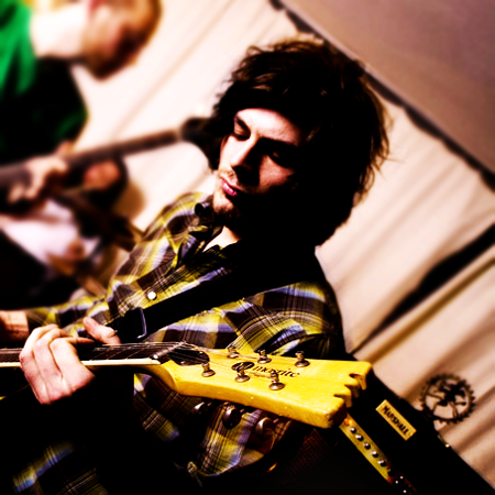 kaldhol's profile picture. Head of Digital i Scandinavian Design Group, musiker og gitarnerd