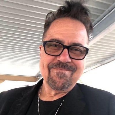 Broker at Keller Williams Realty
Email: mikerain@kw.com https://t.co/Hu3QiOtGbh
Bass, vocals, and guitar since way back in the day.