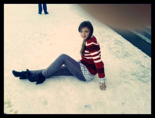 I'm from Romania!!I love Justin Biber ....