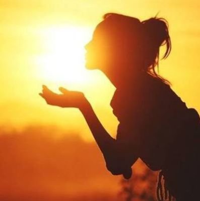 javairiaah's profile picture. Transforming dreams into reality☺