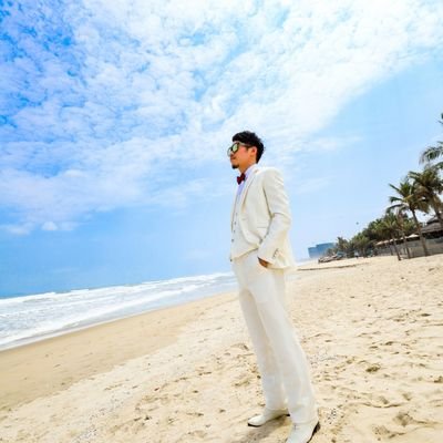 ex-SE@NTT→ ex-SWE@ZOZO→海外就活中(シンガポール在住) / Go,AWS,Kubernetes,Scrumなど。 / Qiitaたくさん😄 https://t.co/d58zfokvwx / 運良くGigazineに載りました / Looking for a job in SG