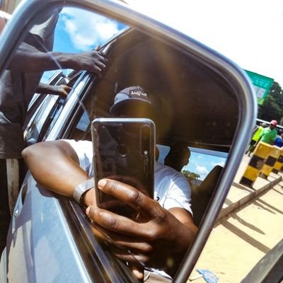 Mqhatso's profile picture. Rapper.