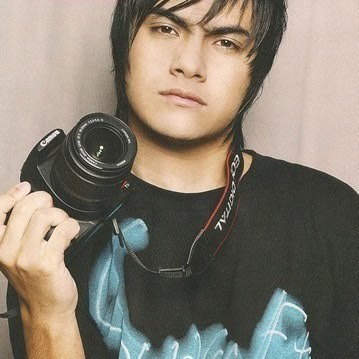 Galerinha nao sou o Koba *-* mas me sigao ai =)