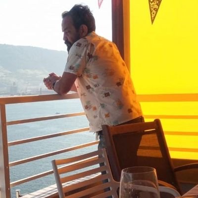 paradisecallin1's profile picture. 