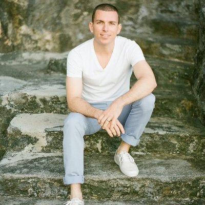 Father, husband, tennis player, cyber security, real-estate and early-stage start up investor