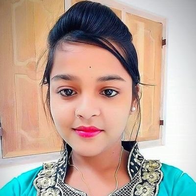#माँ 🌹💮🌿🌿🍃🍃🌻🌱🍃🍃
प्रेमी से प्रेमी मिले करें प्रेम की बात। ज्ञानी से ज्ञानी मिले करे ज्ञान की बात। मूर्ख से मूर्ख मिले गाली गुस्सा लात।।