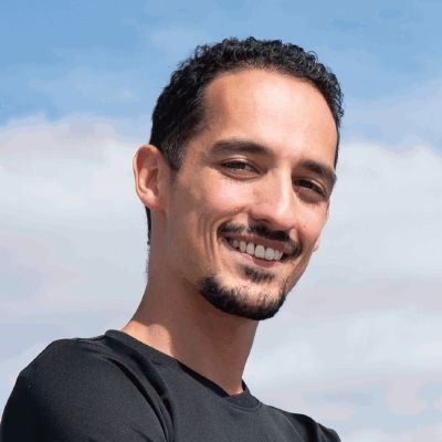 walezz's profile picture. Software engineer. Writes about Kotlin, AWS and software architecture.