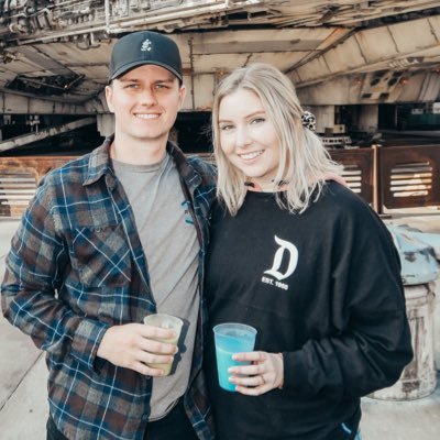 ashleydirickson's profile picture. Life is good 🤗 10/19/15 ♡ I just want everyone to be as happy as Allyson is 🥺 bro, just say thanks
