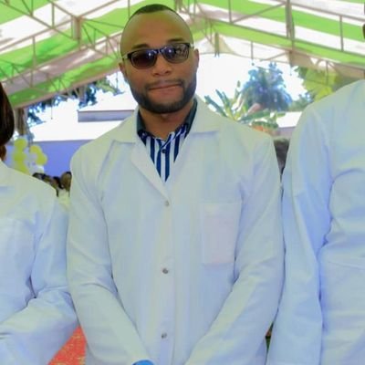 ChristianMk01's profile picture. Médecin Vétérinaire /Unilu