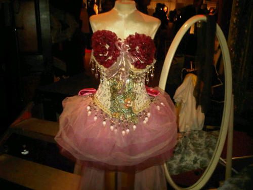 fashionlady's profile picture. Nothing in the world can take the place of persistence.