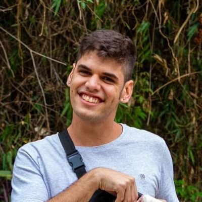 Mestrando em Ecologia na UnB // Master's student on Ecology, University of Brasília // Studying spider body size evolution 🕷// ele/dele // he/him